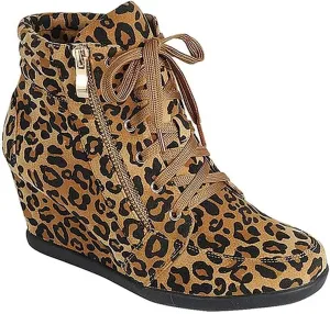 Forever Link Peggy Womens Lace Up High Top Wedge Sneaker